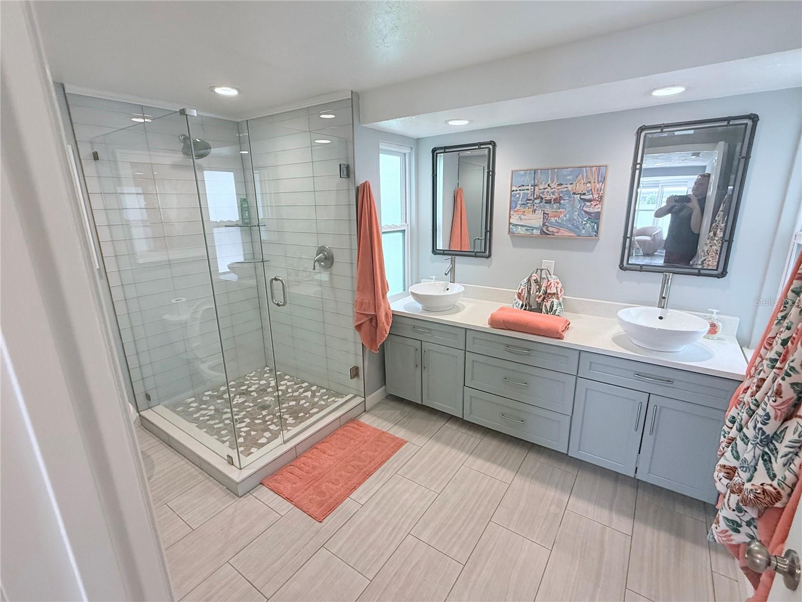 Image 8 of 49 For 6841 Roxbury Drive