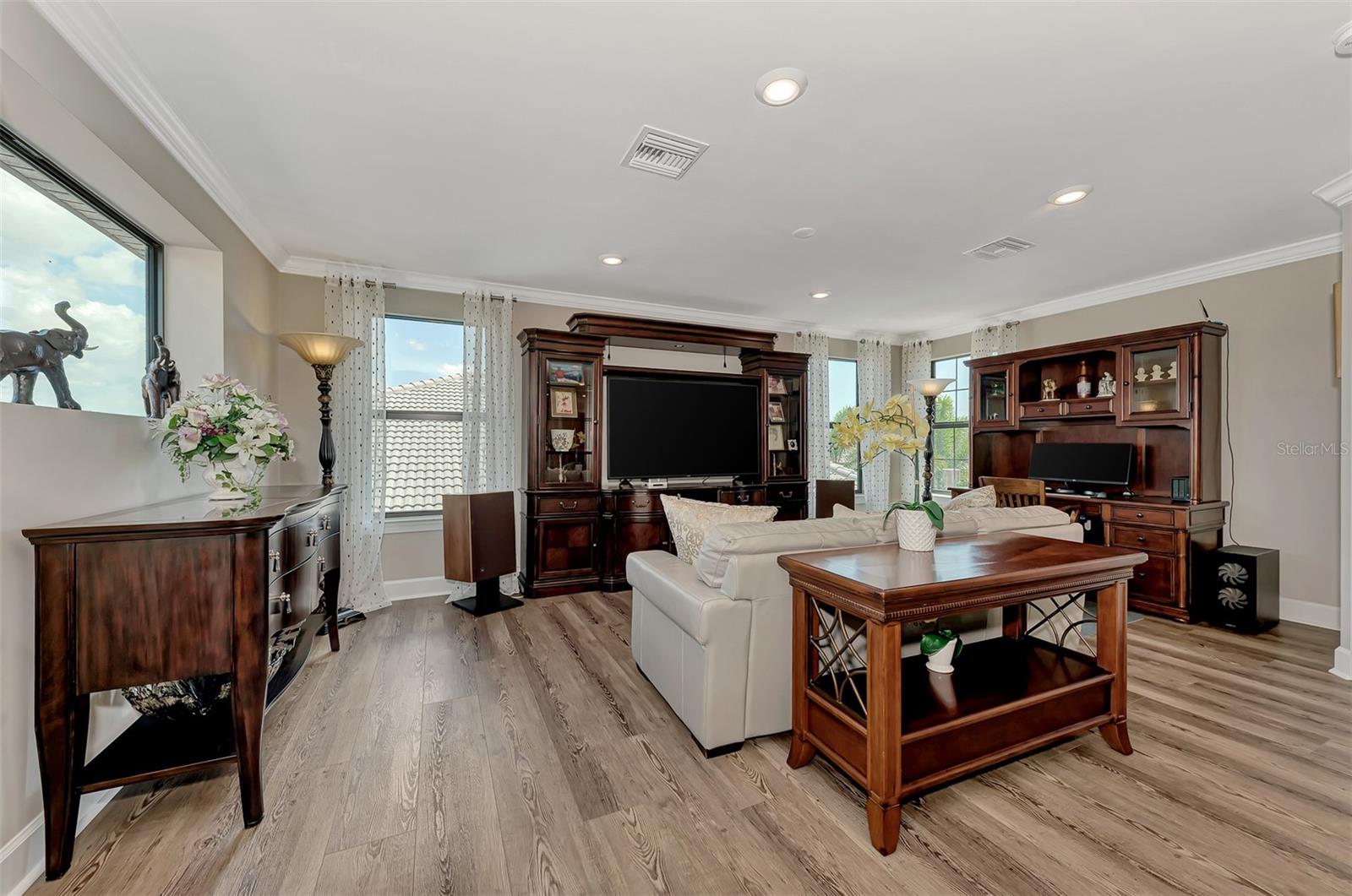 Image 33 of 54 For 12432 Golden Sage Drive