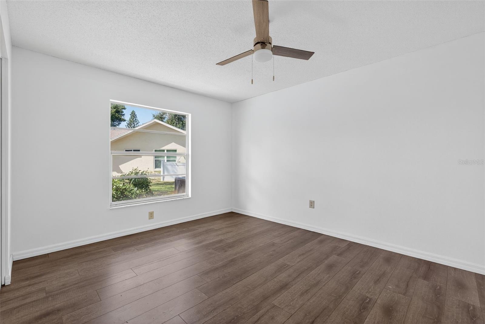 Image 24 of 45 For 1355 Kirkwood Lane