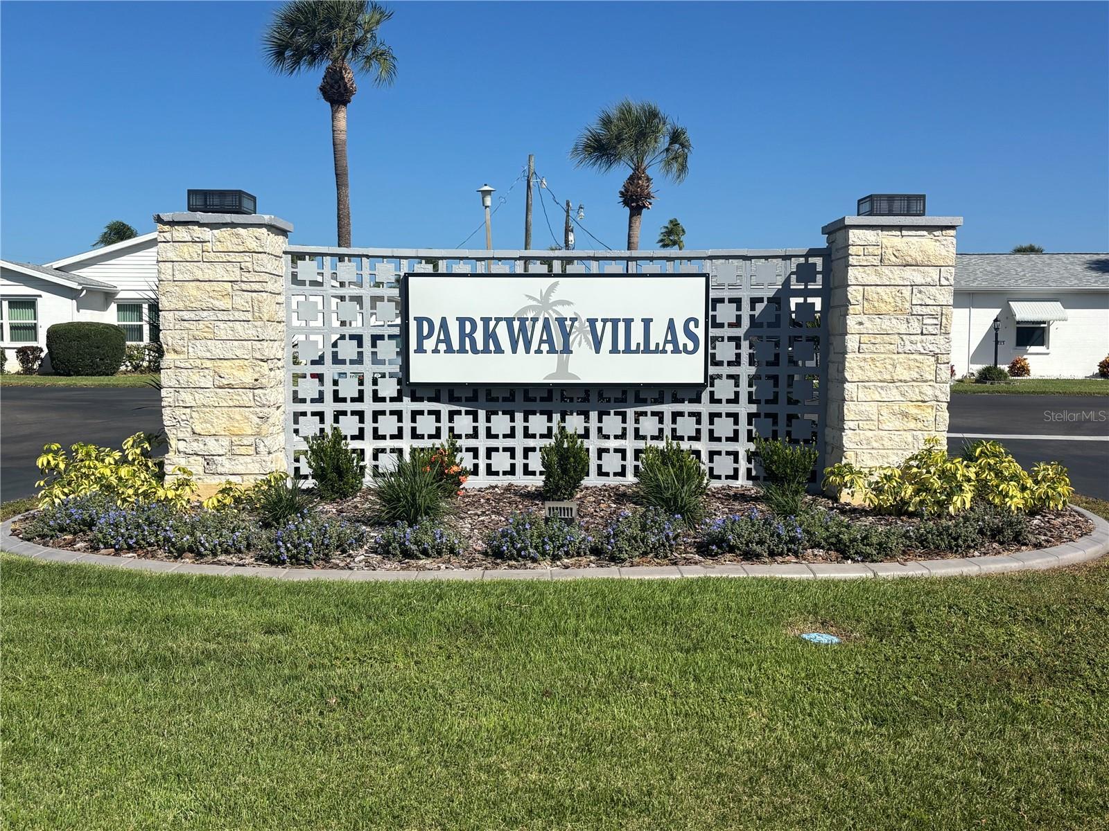 Image 5 of 28 For 5983 Coral Way