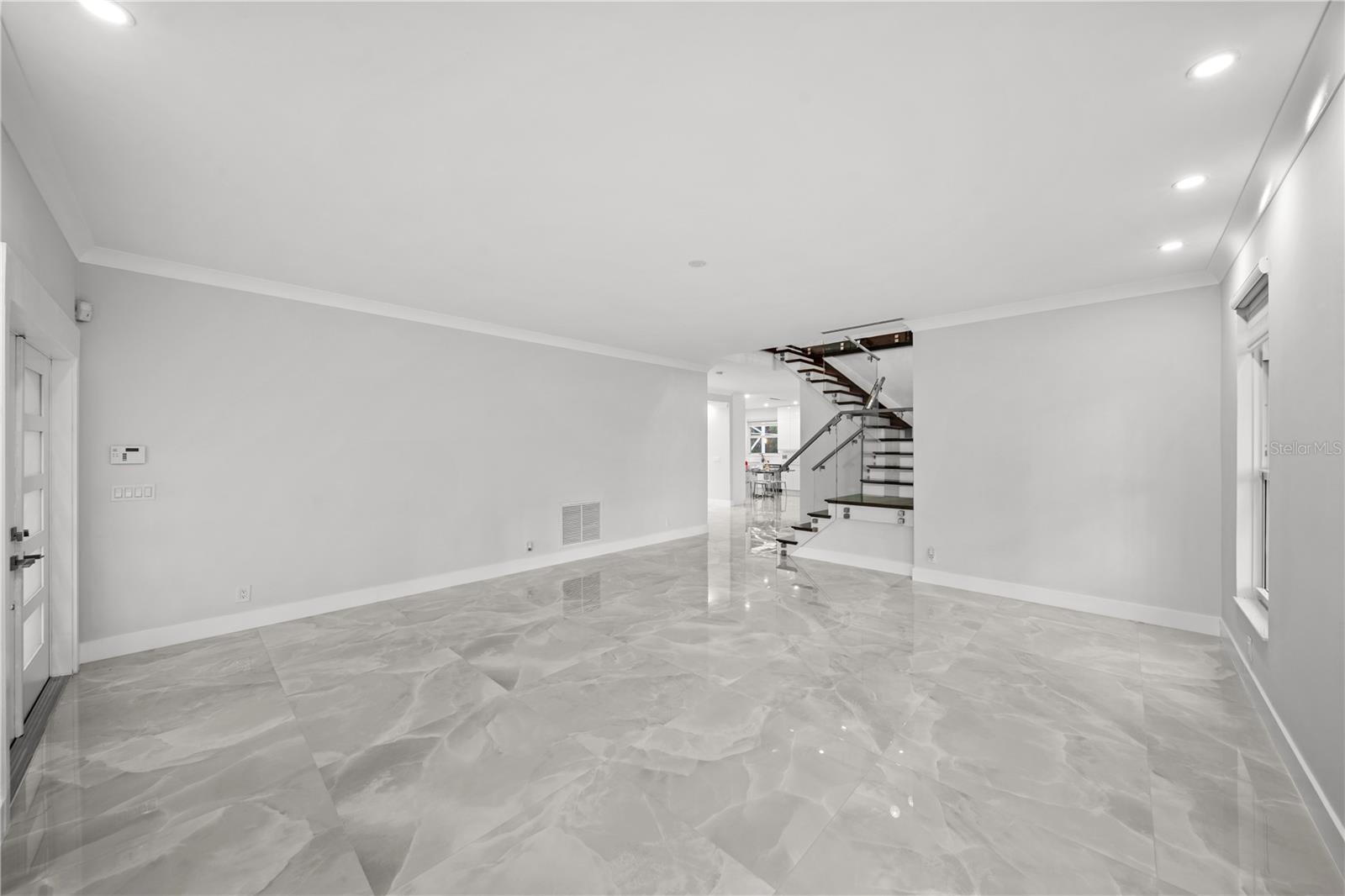 Image 16 of 65 For 15643 Cypress Park Drive