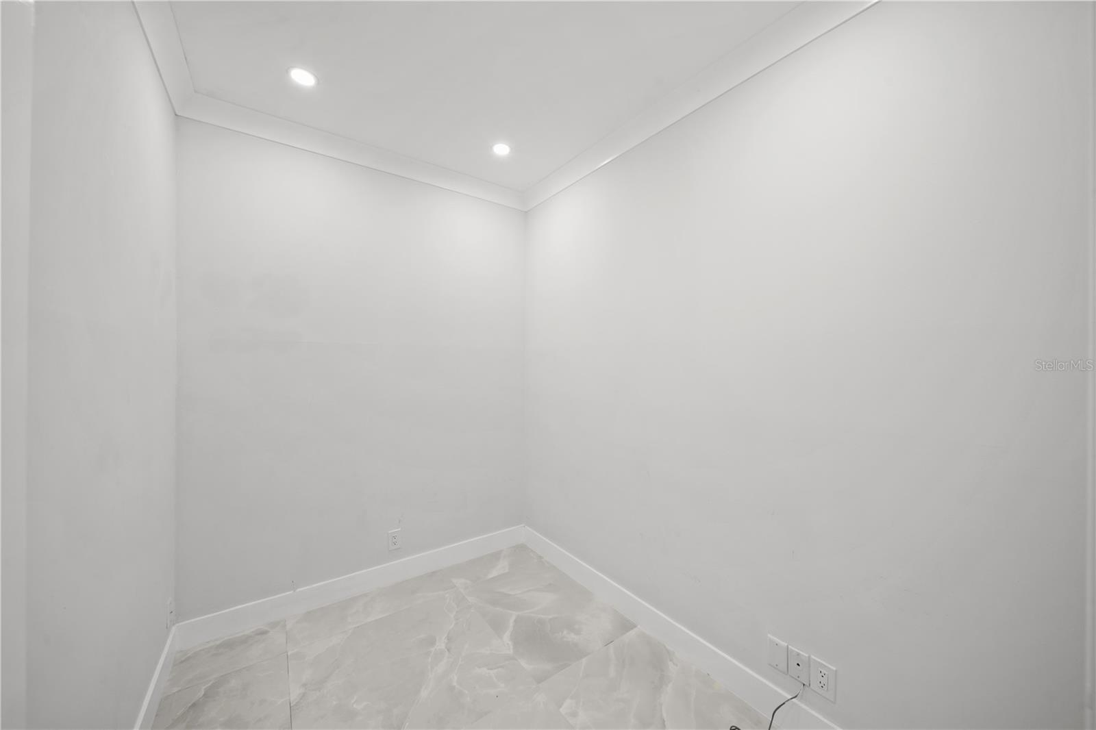 Image 24 of 65 For 15643 Cypress Park Drive