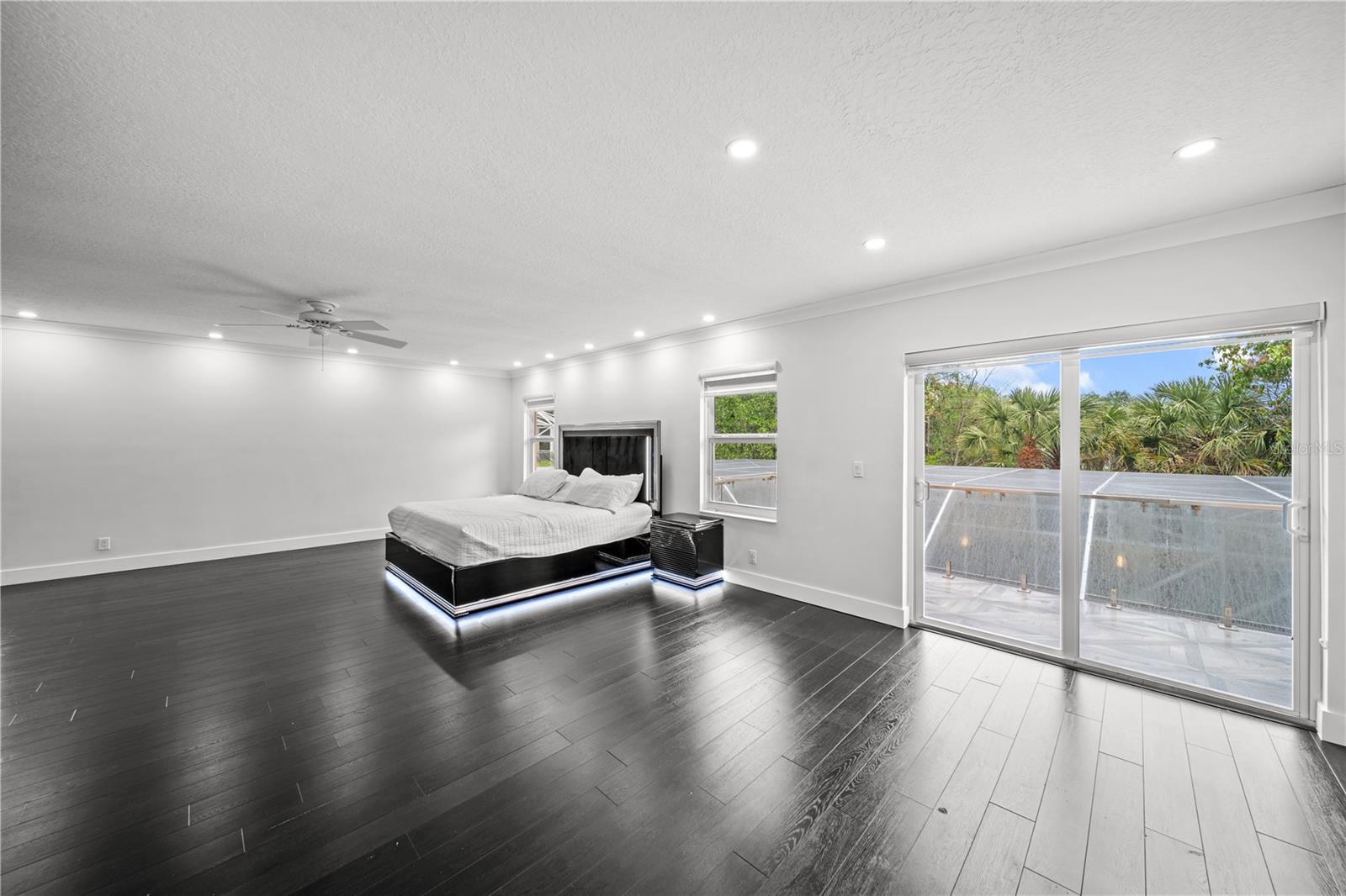 Image 43 of 65 For 15643 Cypress Park Drive