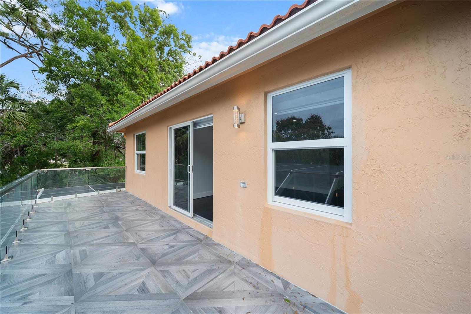 Image 49 of 65 For 15643 Cypress Park Drive