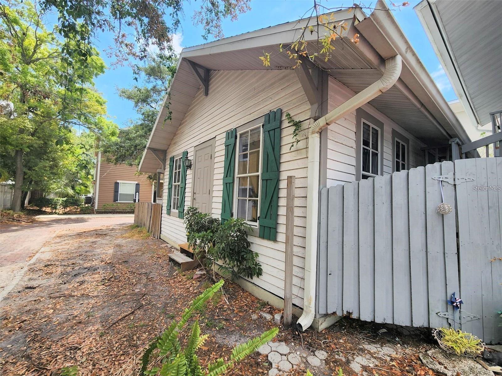 Image 18 of 46 For 1825 Hawkins Court