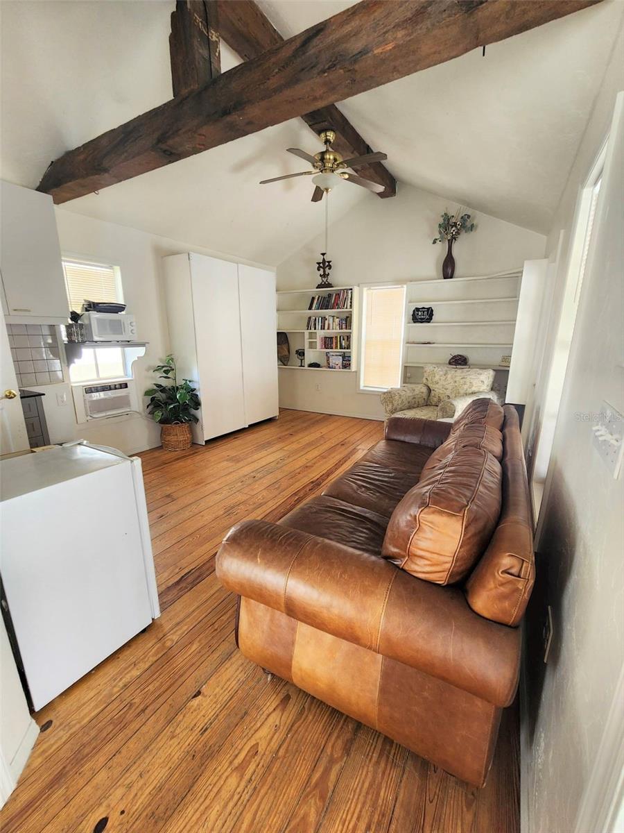 Image 33 of 46 For 1825 Hawkins Court