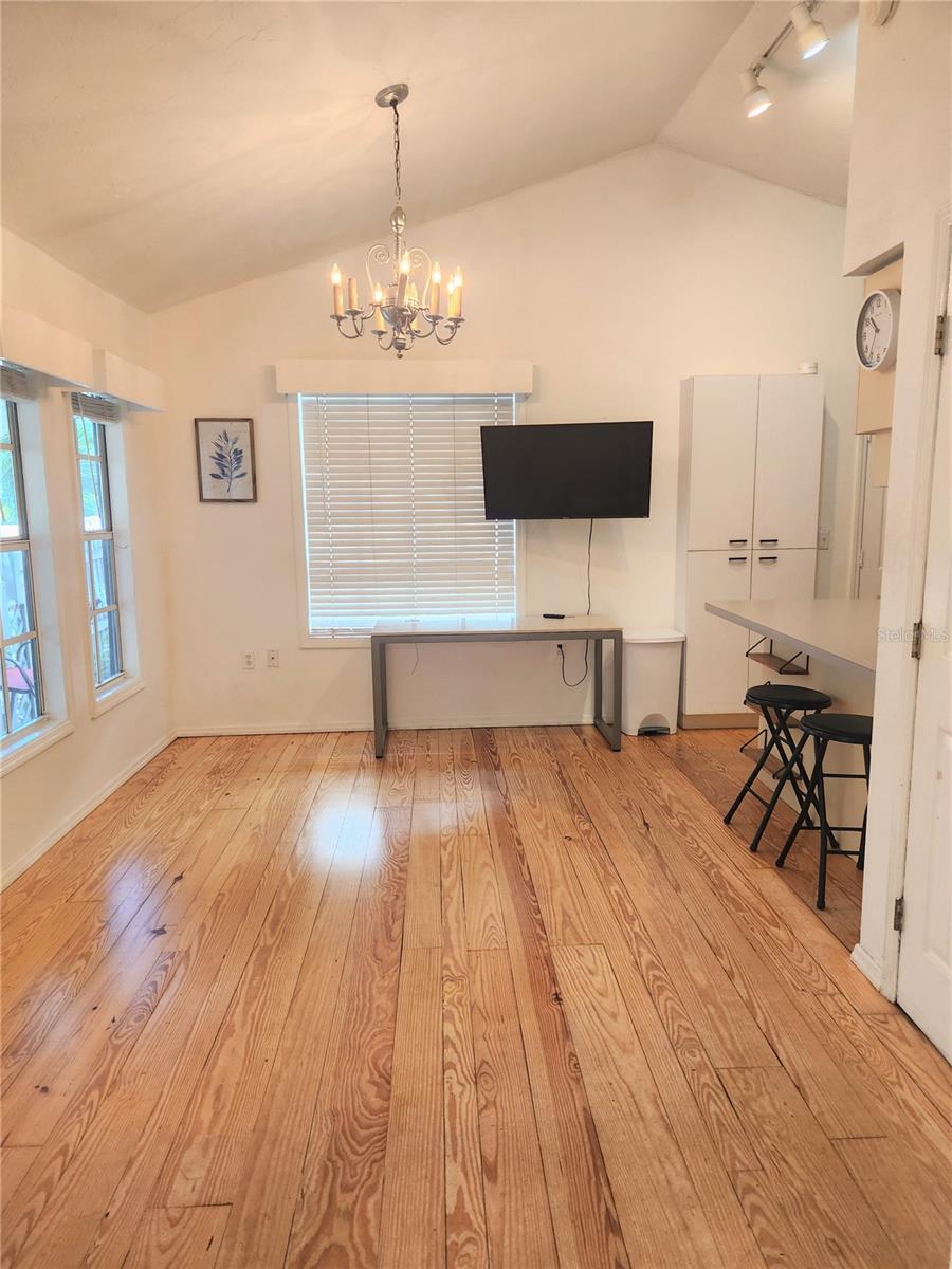 Image 6 of 46 For 1825 Hawkins Court