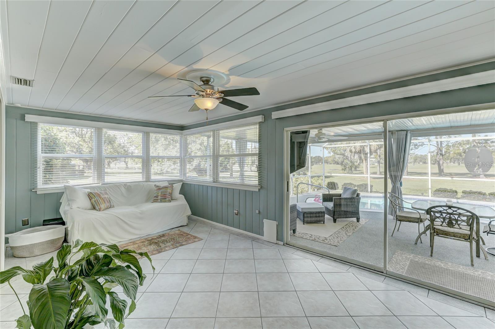 Image 11 of 36 For 711 Whitfield Avenue