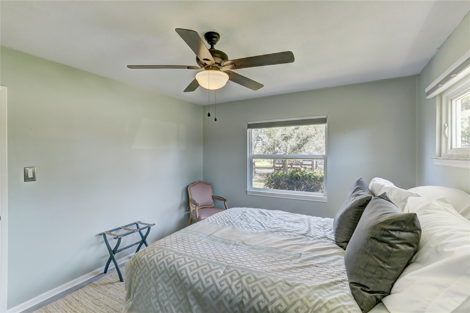 Image 18 of 36 For 711 Whitfield Avenue