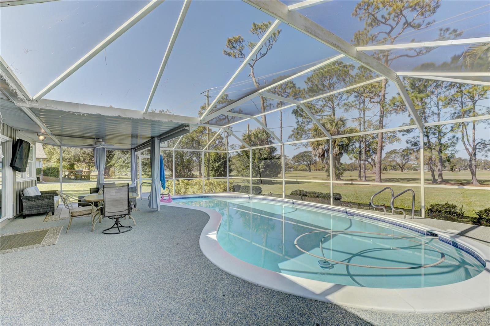 Image 24 of 36 For 711 Whitfield Avenue