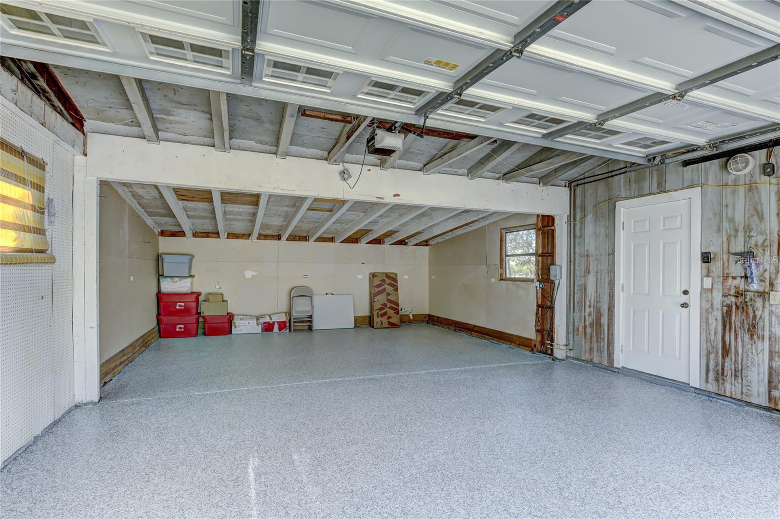 Image 27 of 36 For 711 Whitfield Avenue