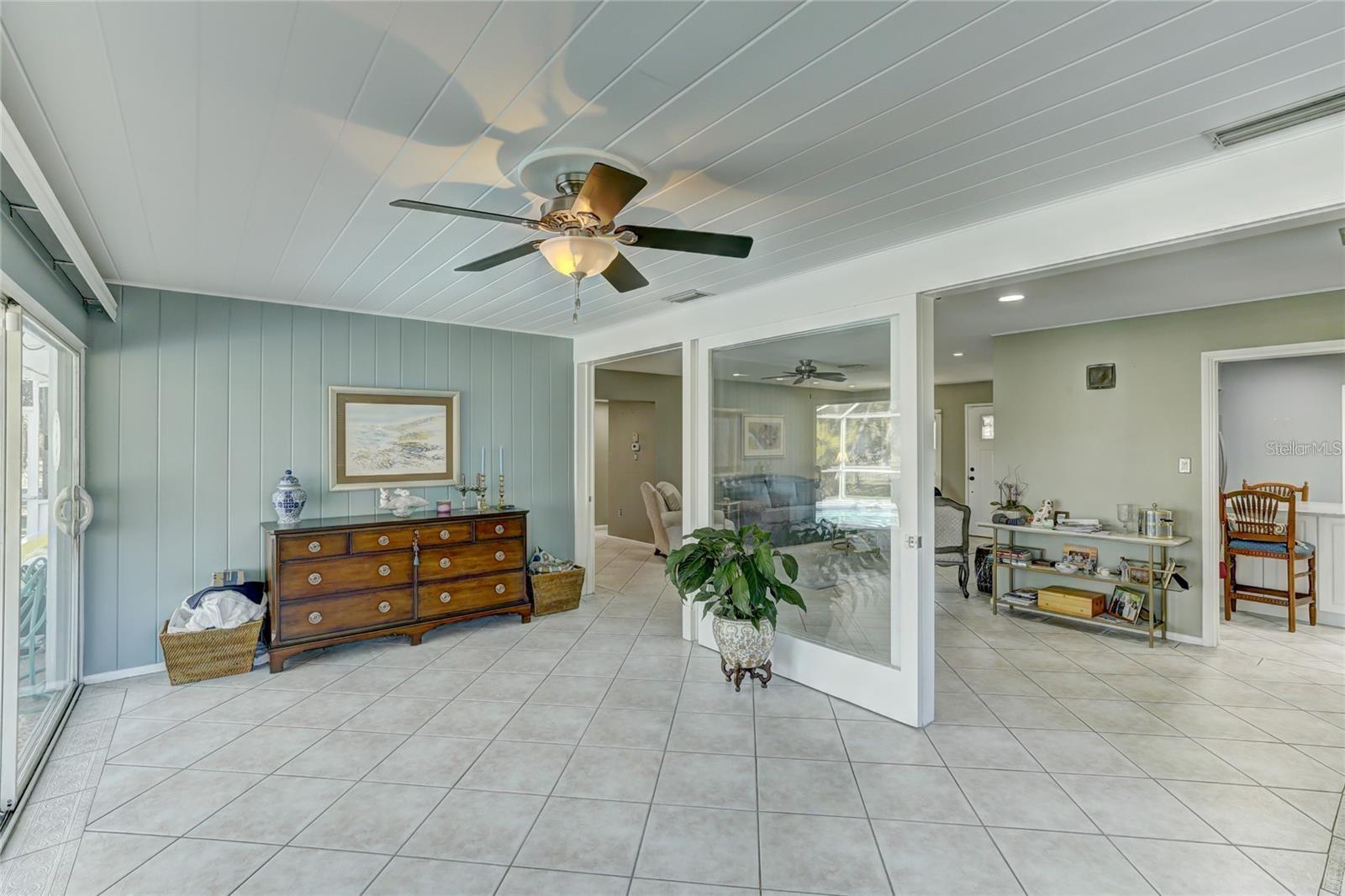 Image 7 of 36 For 711 Whitfield Avenue