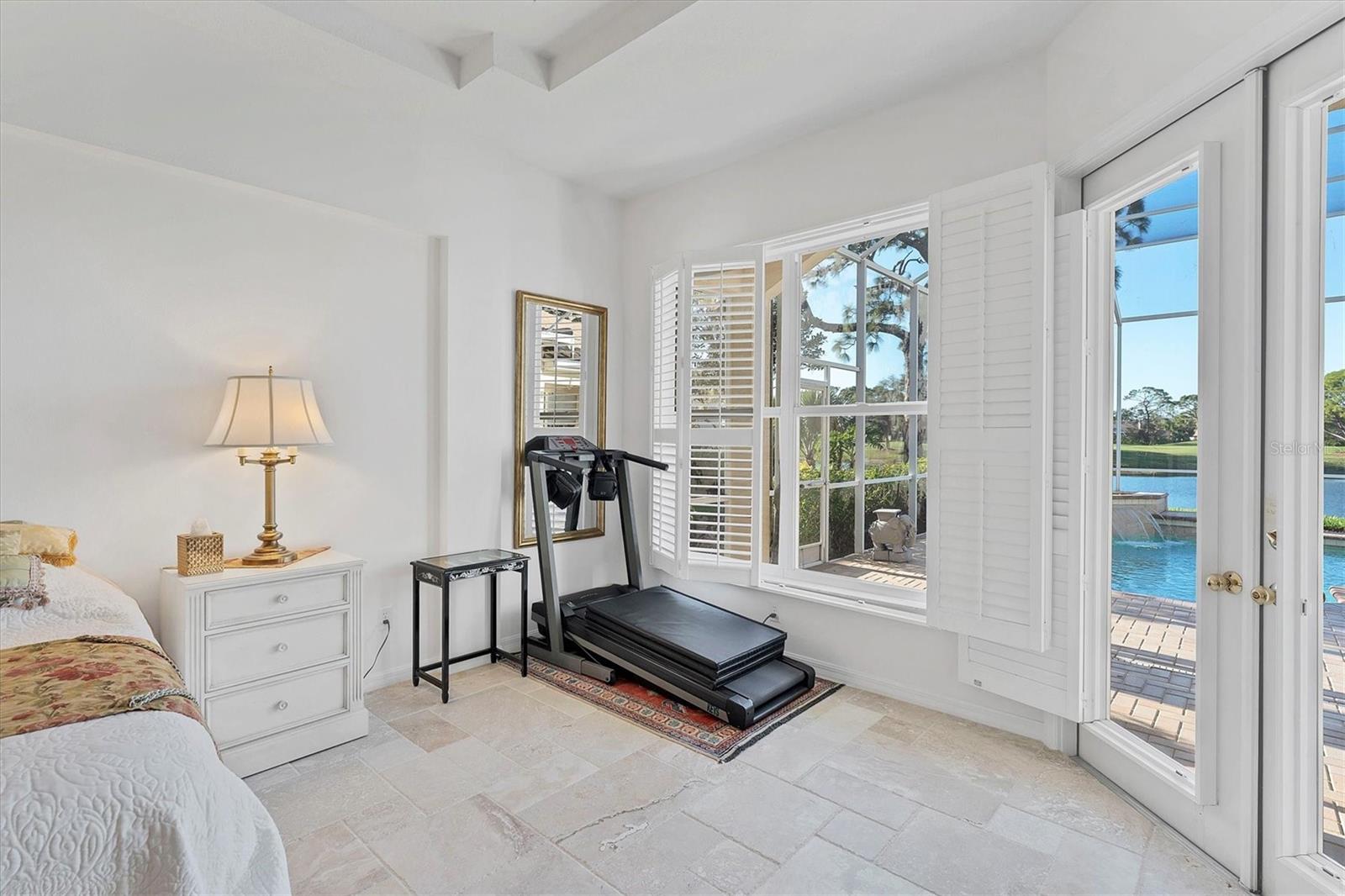 Image 31 of 90 For 8116 Collingwood Court