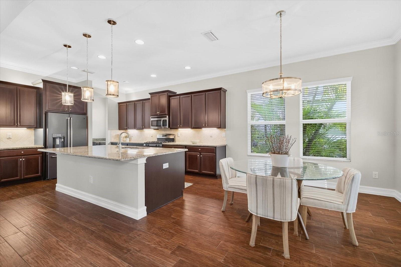 Image 9 of 47 For 6609 Current Drive