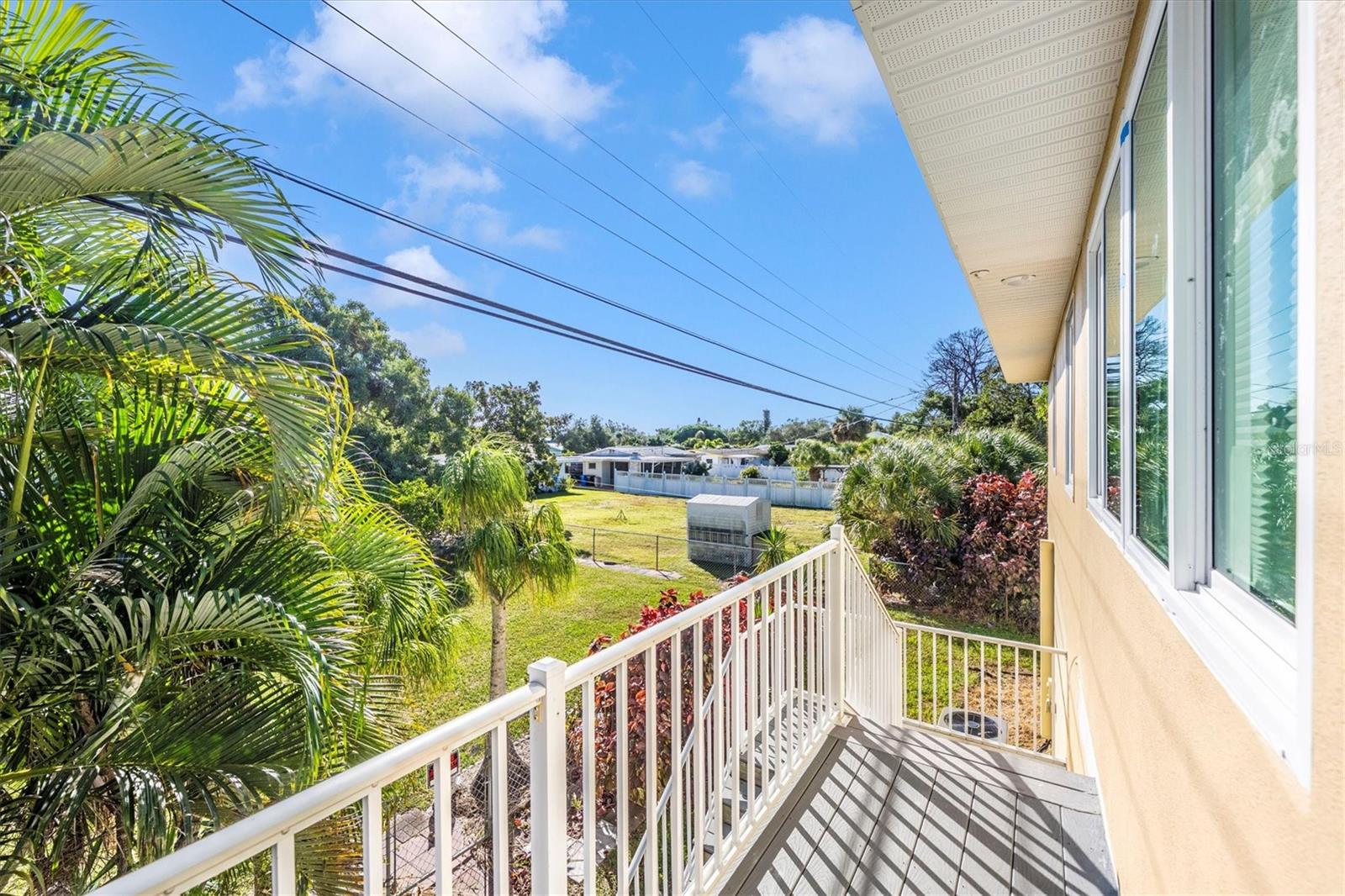 Image 47 of 50 For 907 Riviera Street