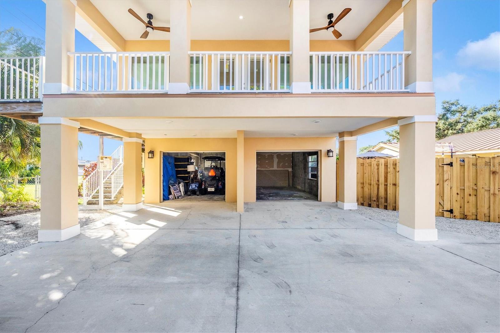 Image 48 of 50 For 907 Riviera Street