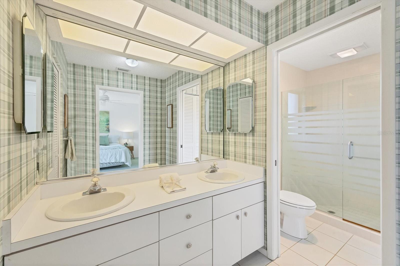 Image 24 of 55 For 4755 Ringwood Meadow