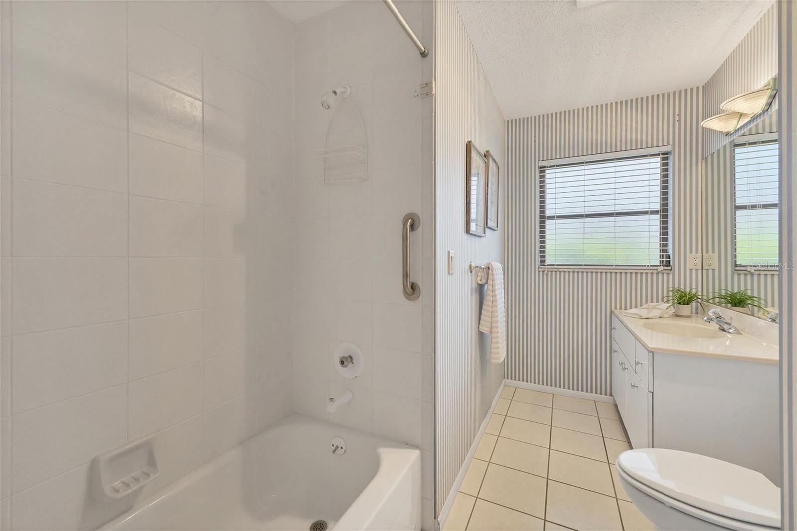 Image 28 of 55 For 4755 Ringwood Meadow