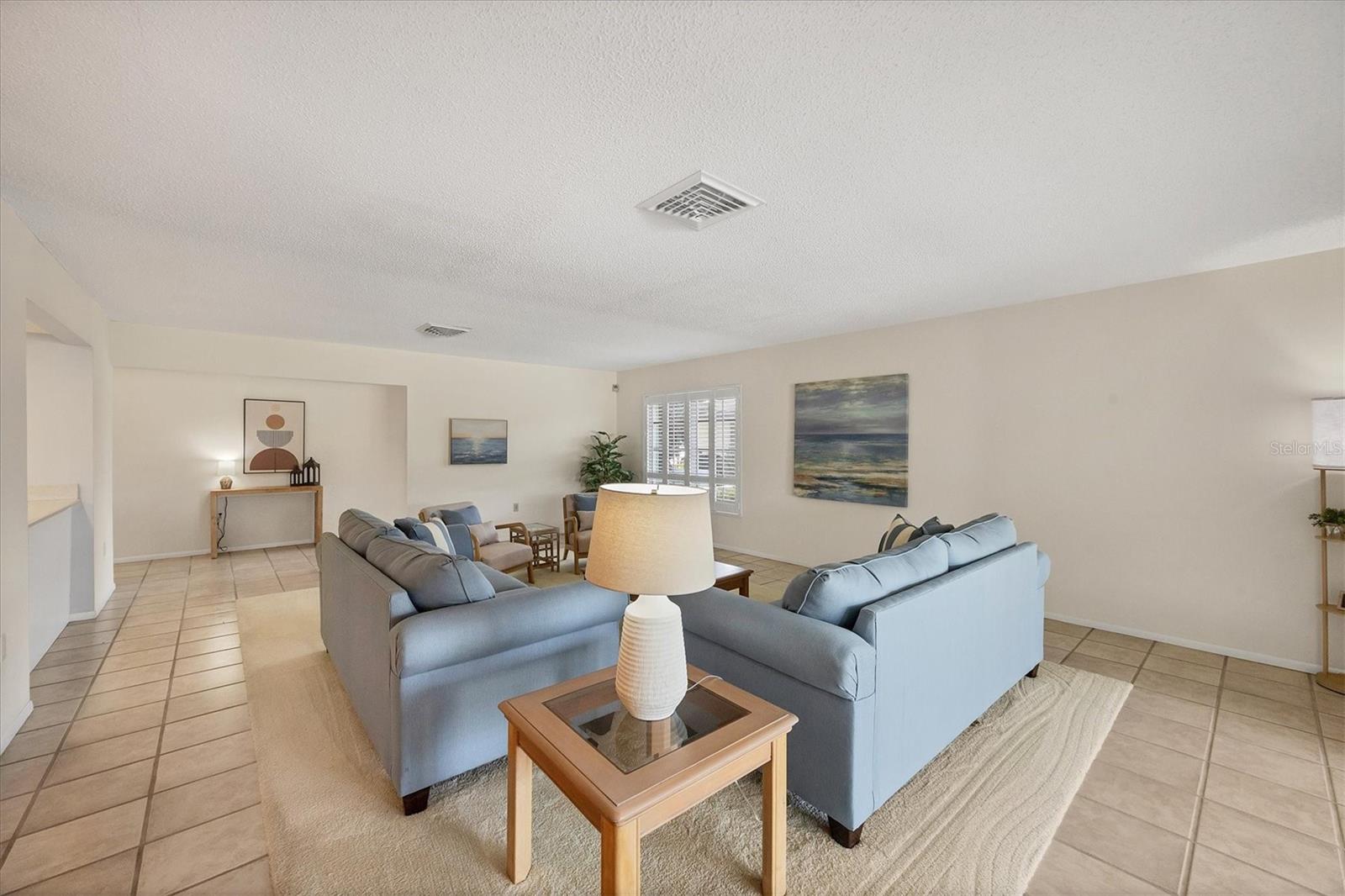 Image 6 of 55 For 4755 Ringwood Meadow