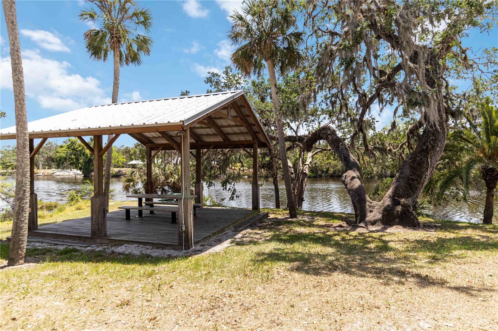 Image 25 of 29 For 14620 20th Street E