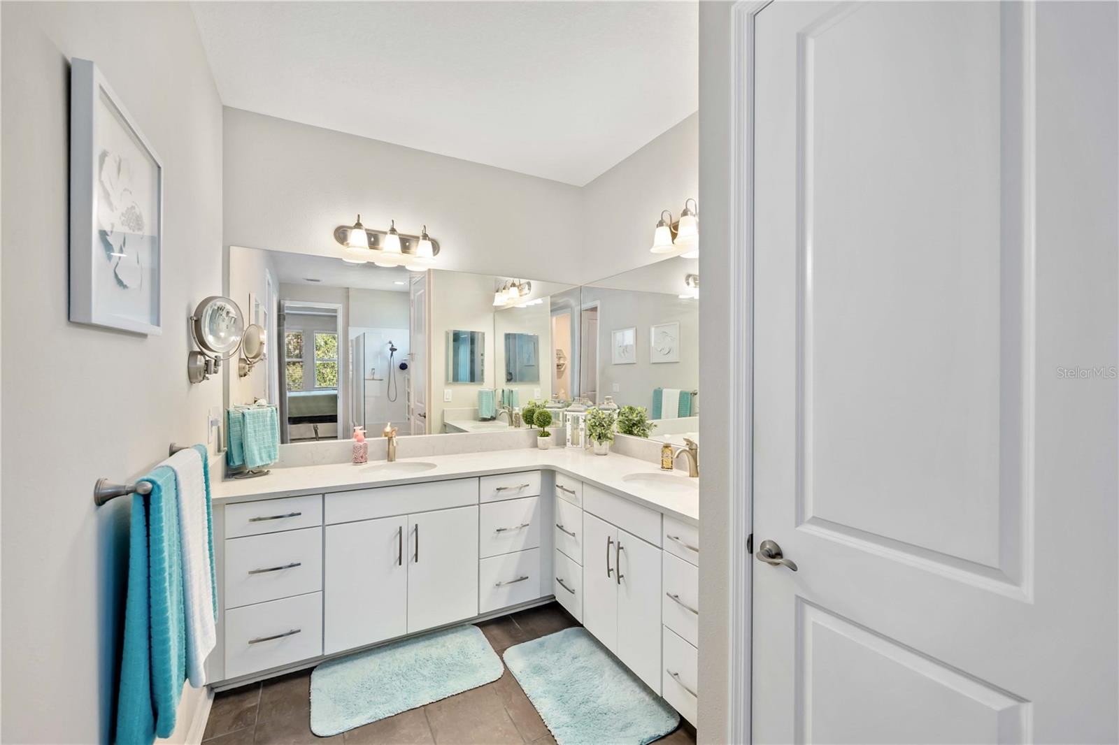 Image 7 of 29 For 14620 20th Street E