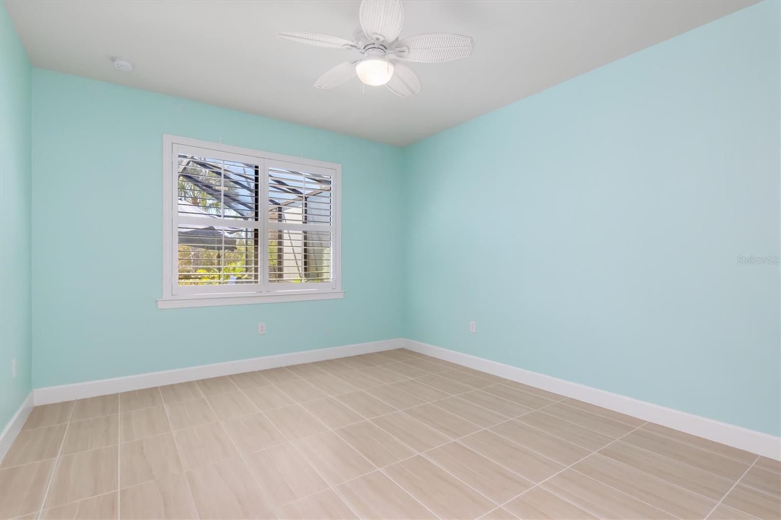 Image 24 of 70 For 2633 Daisy Drive