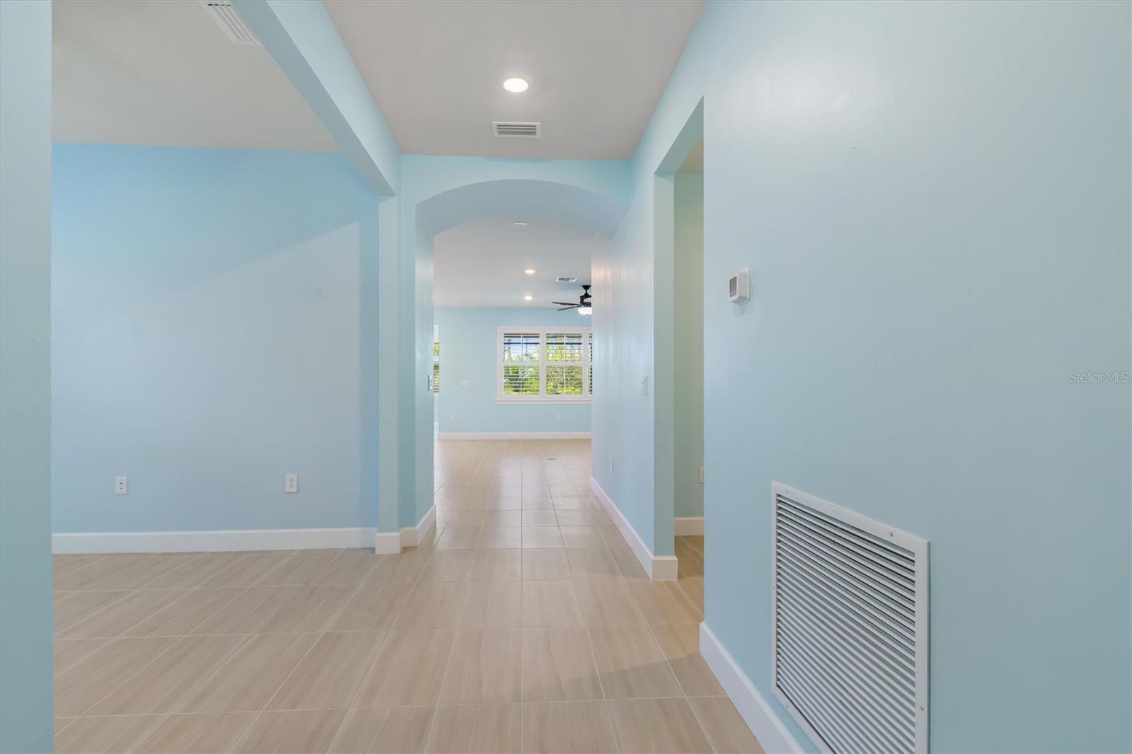 Image 9 of 70 For 2633 Daisy Drive