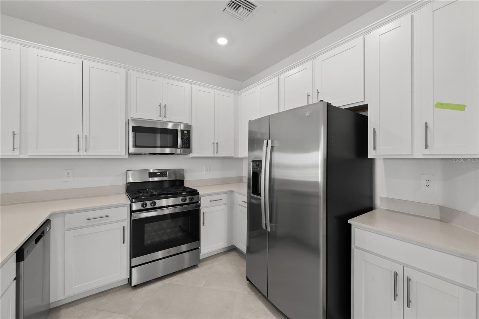 Image 14 of 63 For 14971 White Pearl Road