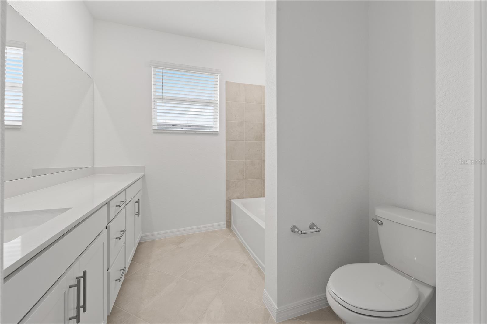 Image 30 of 63 For 14971 White Pearl Road