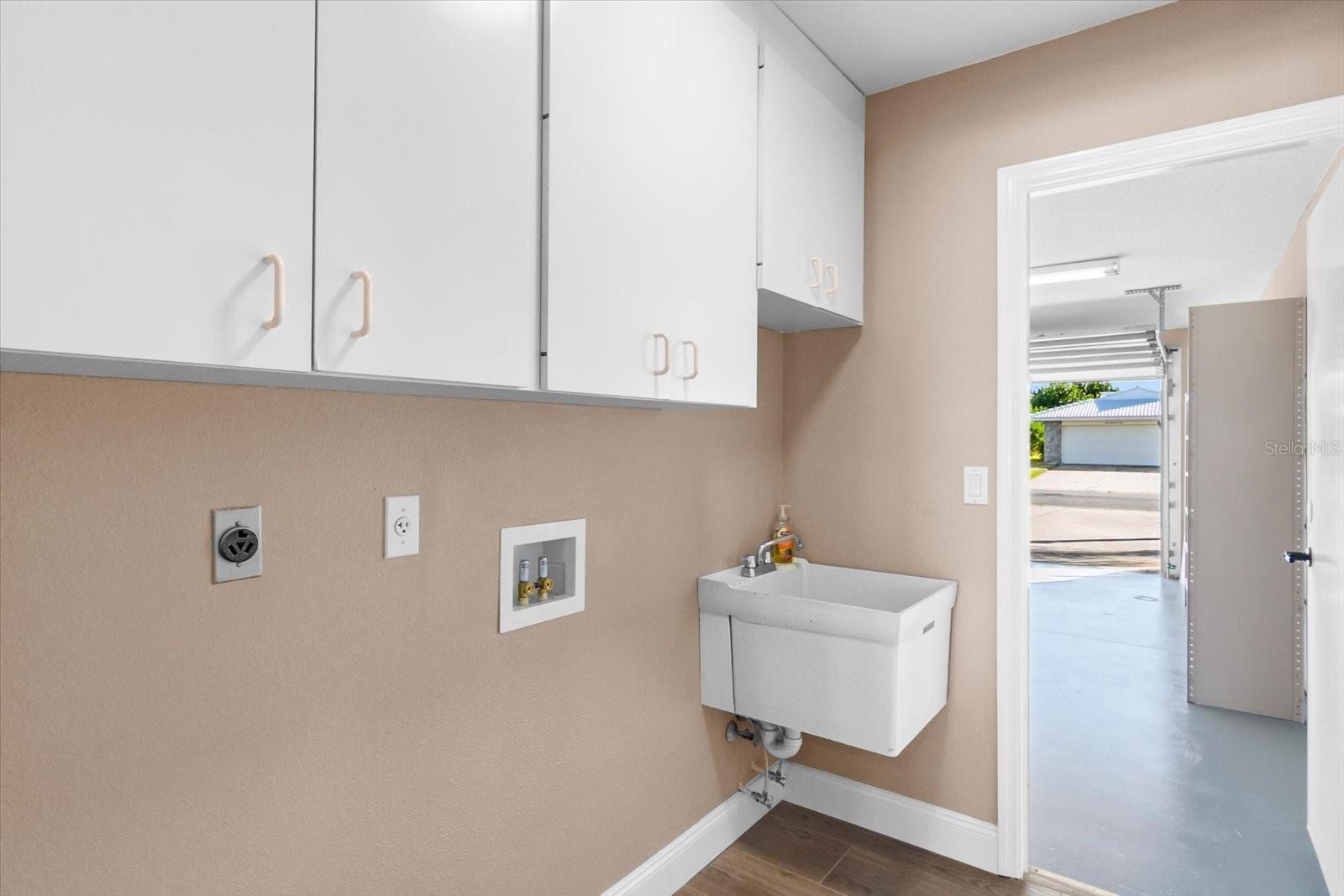 Image 29 of 36 For 315 Degas Drive