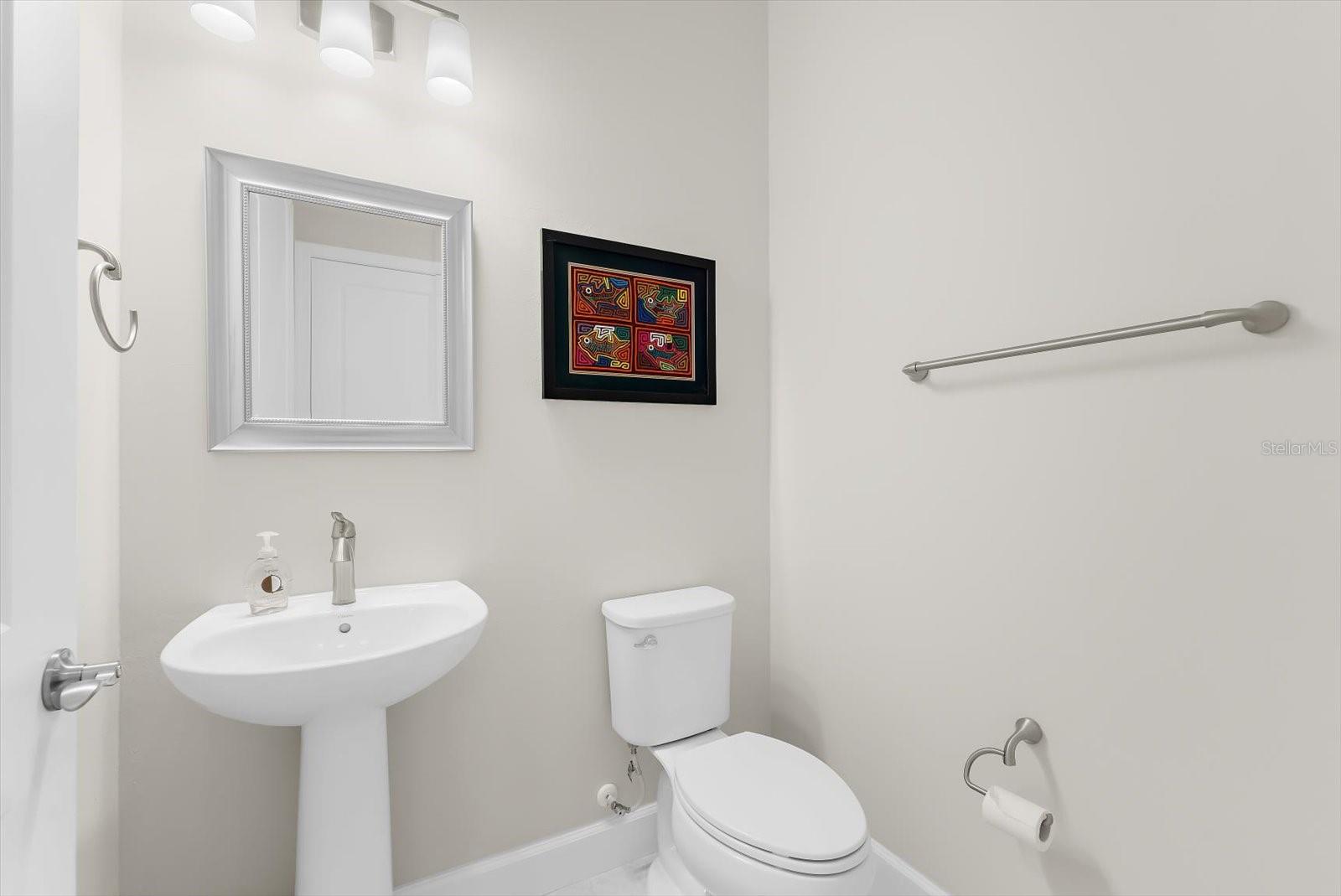 Image 12 of 100 For 7140 Woodville Cove