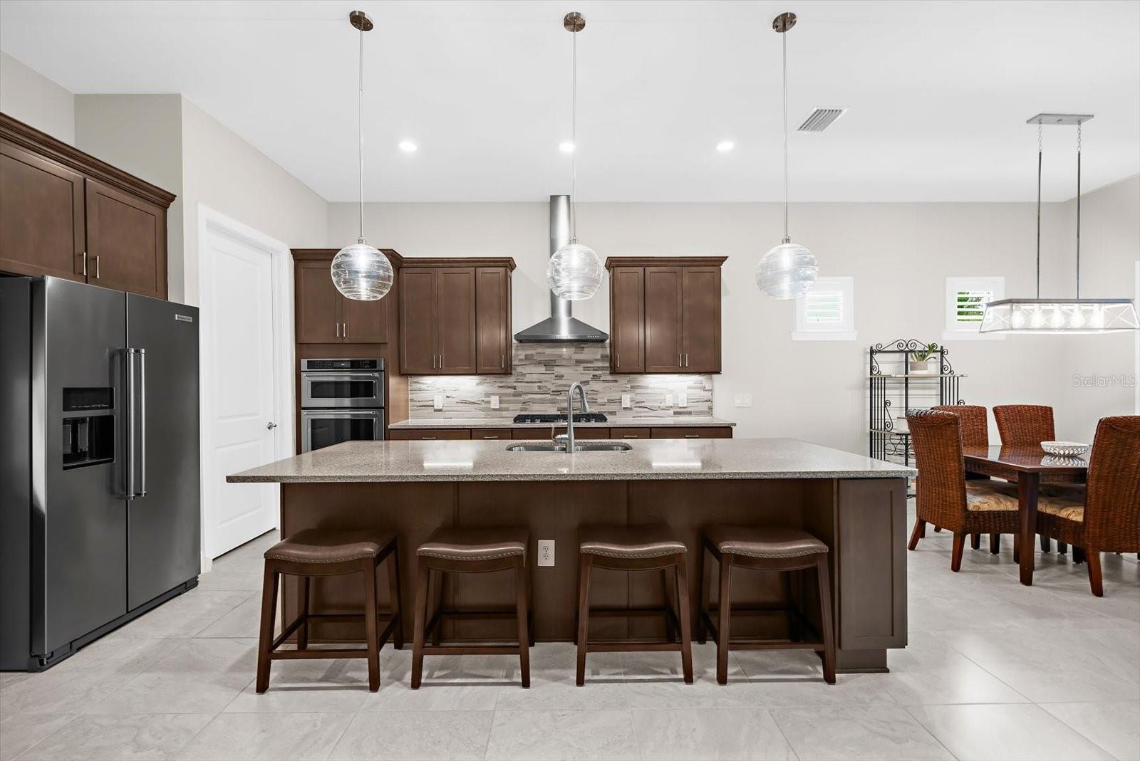 Image 19 of 100 For 7140 Woodville Cove