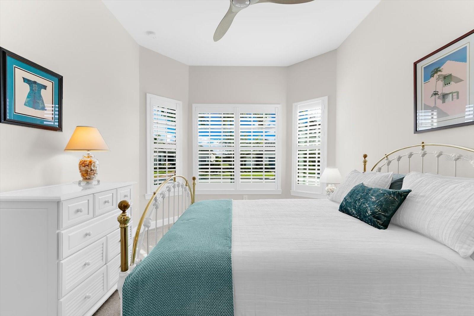 Image 9 of 100 For 7140 Woodville Cove