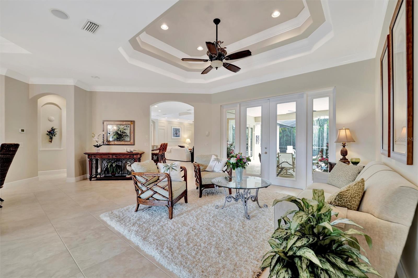 Image 20 of 86 For 3843 59 Avenue Circle