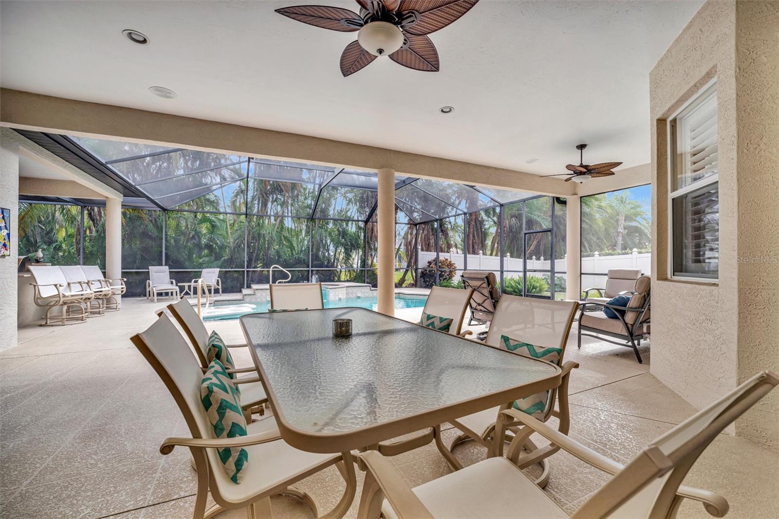 Image 32 of 86 For 3843 59 Avenue Circle