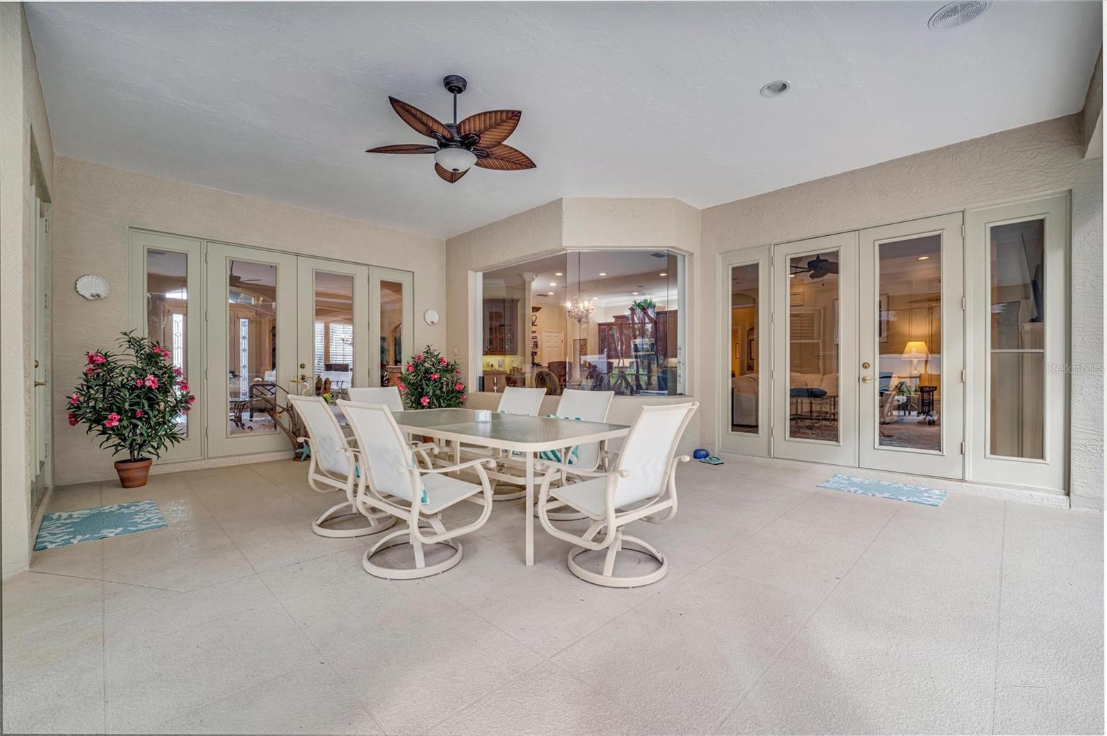 Image 36 of 86 For 3843 59 Avenue Circle