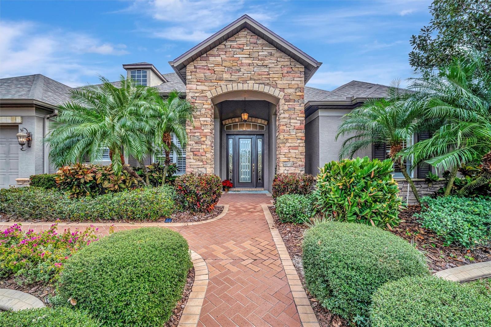 Image 4 of 86 For 3843 59 Avenue Circle