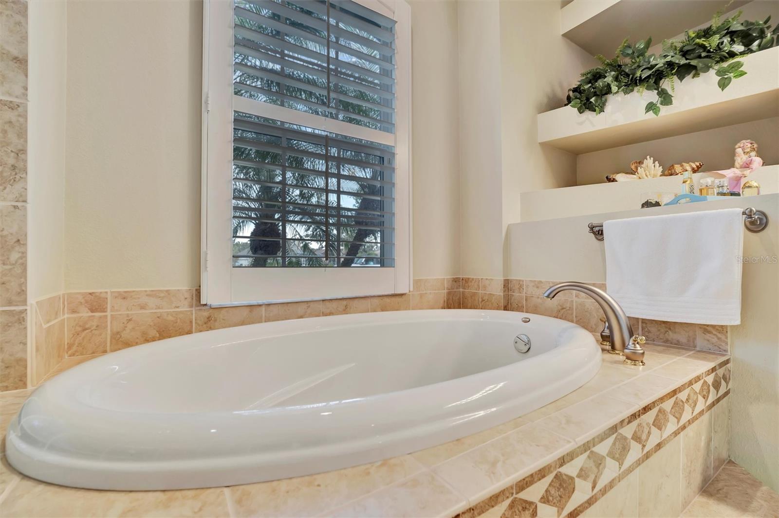 Image 63 of 86 For 3843 59 Avenue Circle