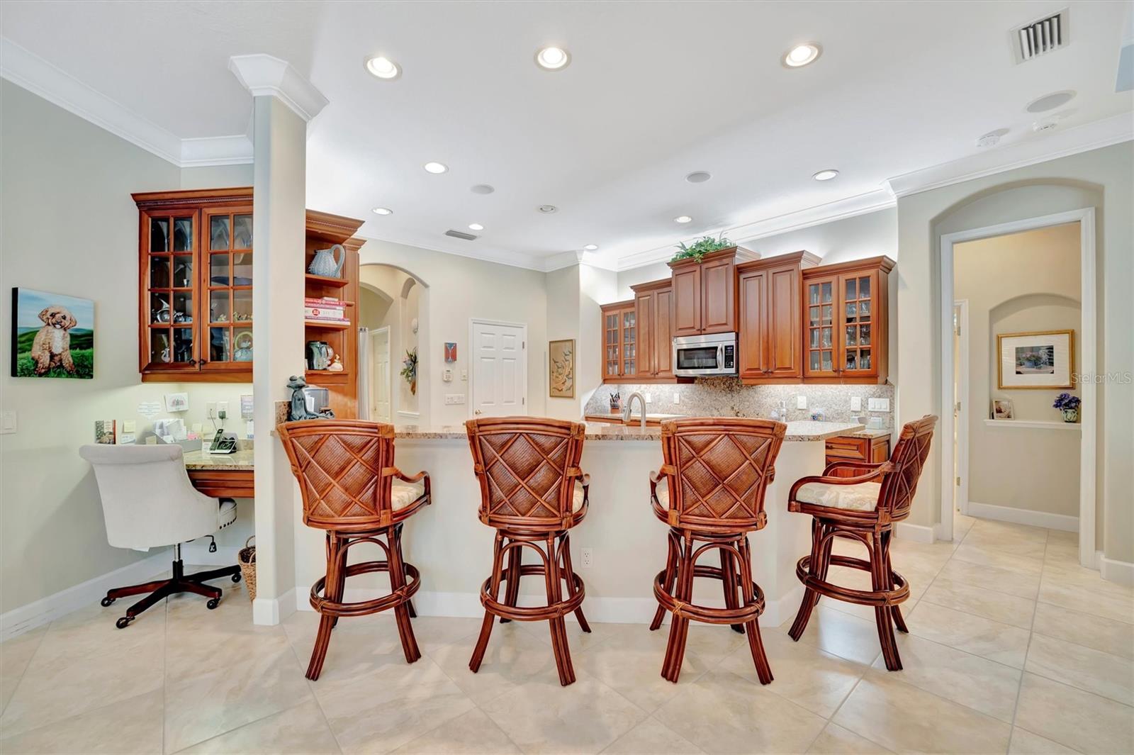 Image 8 of 86 For 3843 59 Avenue Circle