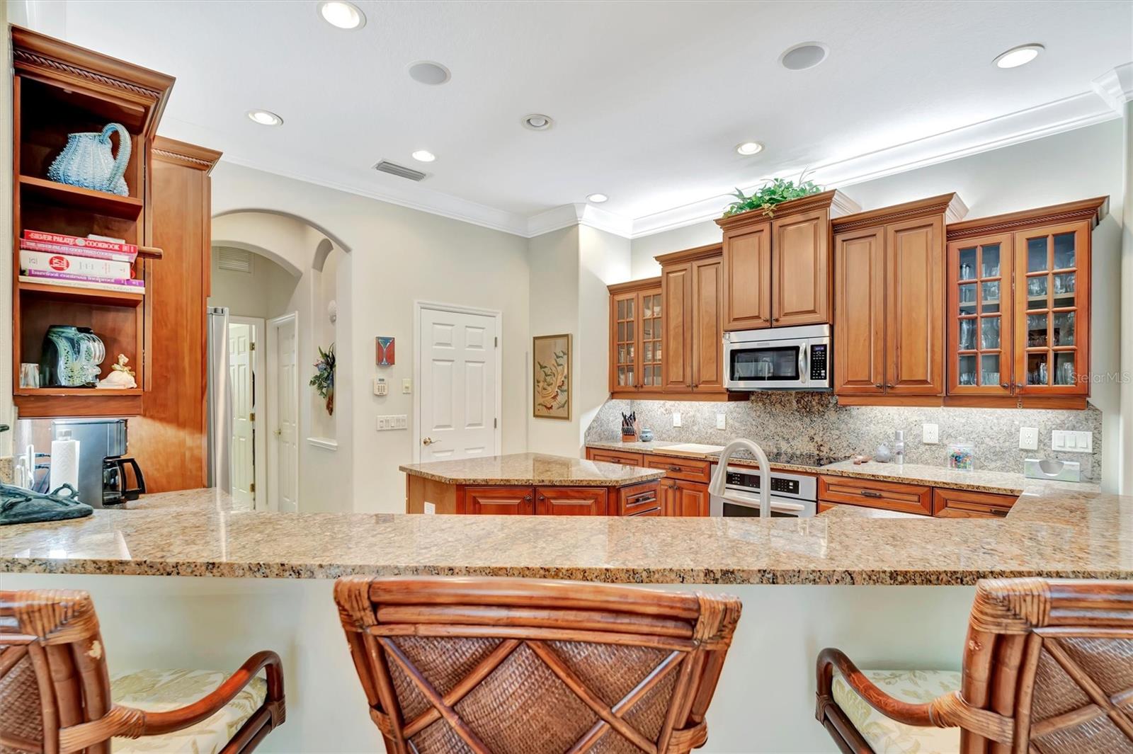 Image 9 of 86 For 3843 59 Avenue Circle