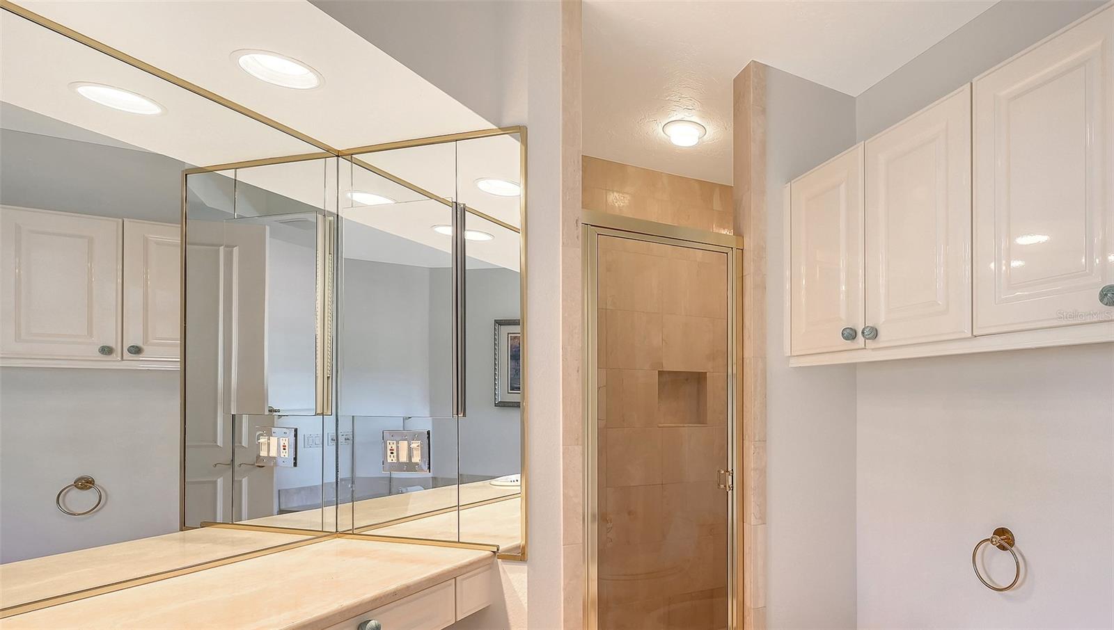 Image 15 of 65 For 1241 Gulf Of Mexico Drive 804