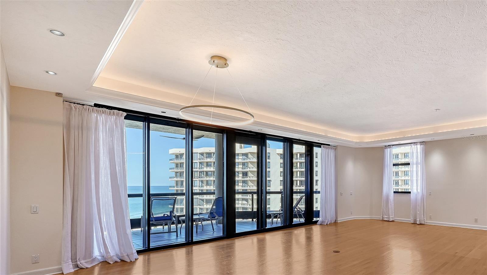 Image 32 of 65 For 1241 Gulf Of Mexico Drive 804