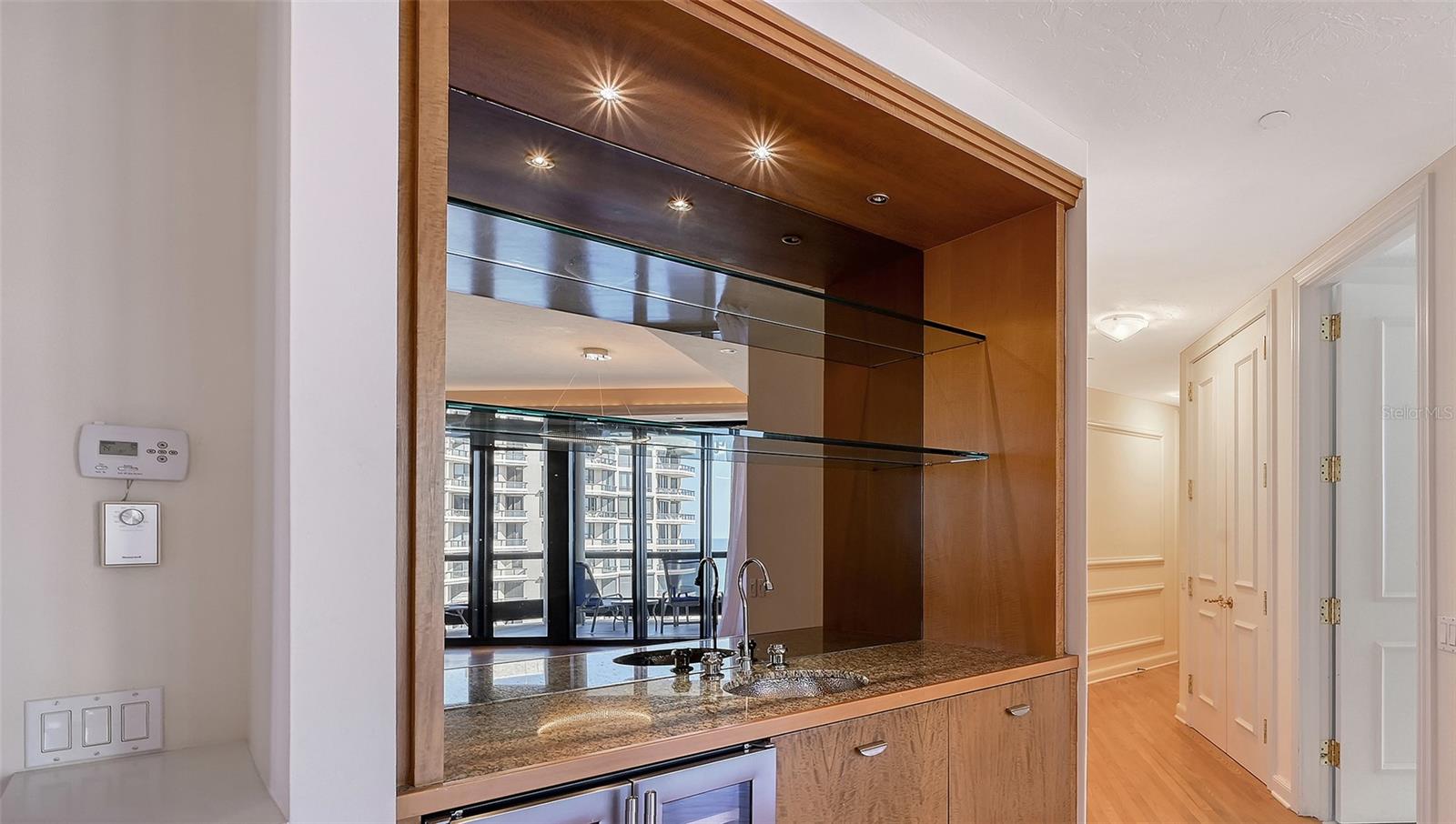 Image 37 of 65 For 1241 Gulf Of Mexico Drive 804