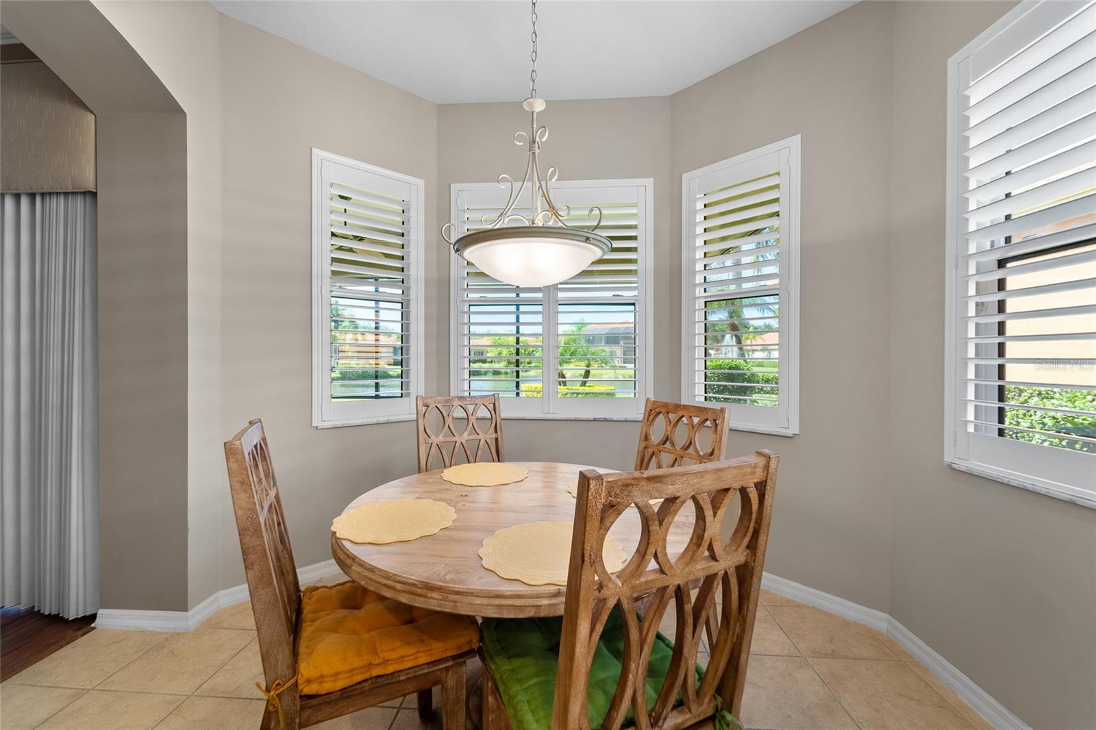 Image 14 of 50 For 5175 Cantabria Crest