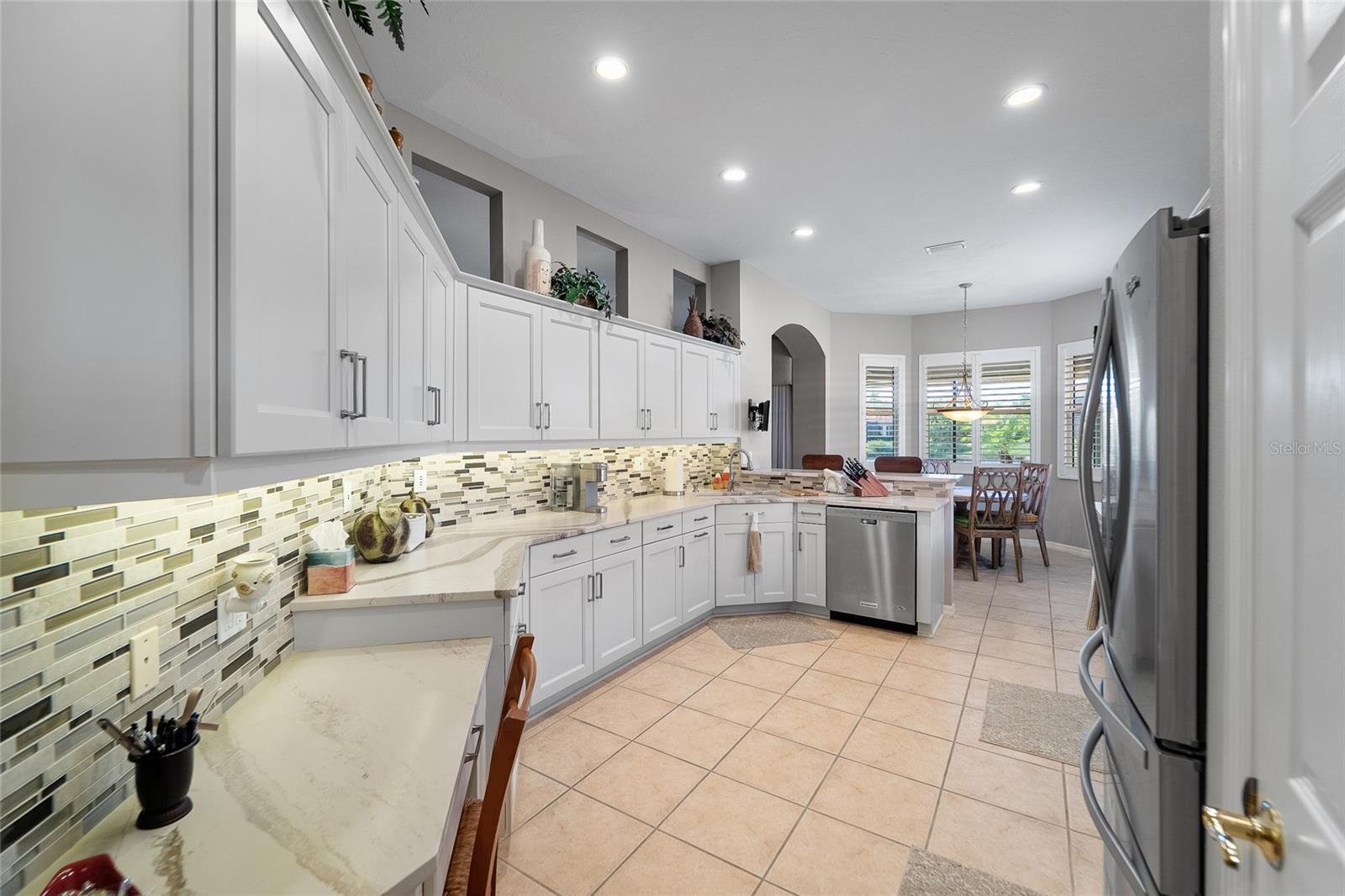 Image 17 of 50 For 5175 Cantabria Crest