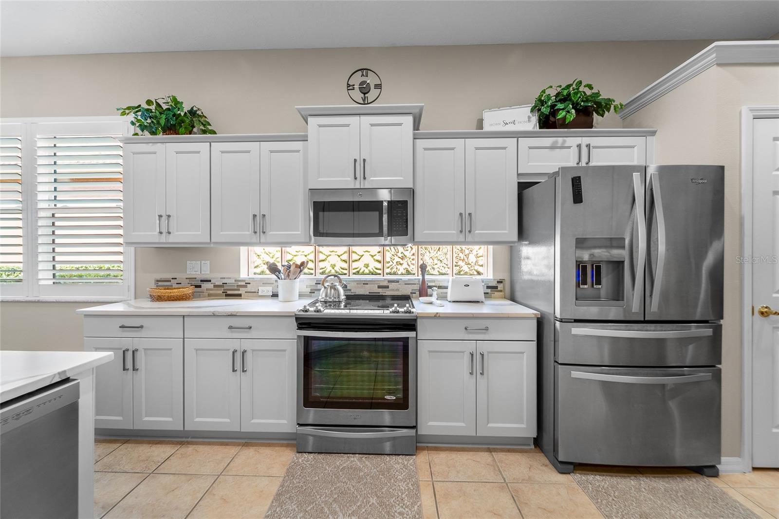 Image 18 of 50 For 5175 Cantabria Crest