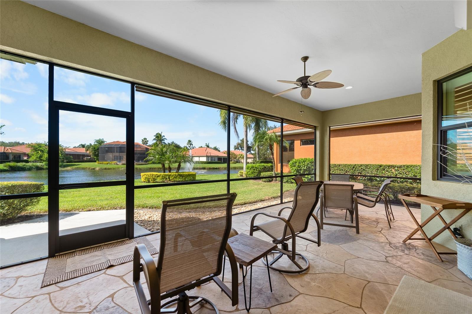 Image 31 of 50 For 5175 Cantabria Crest