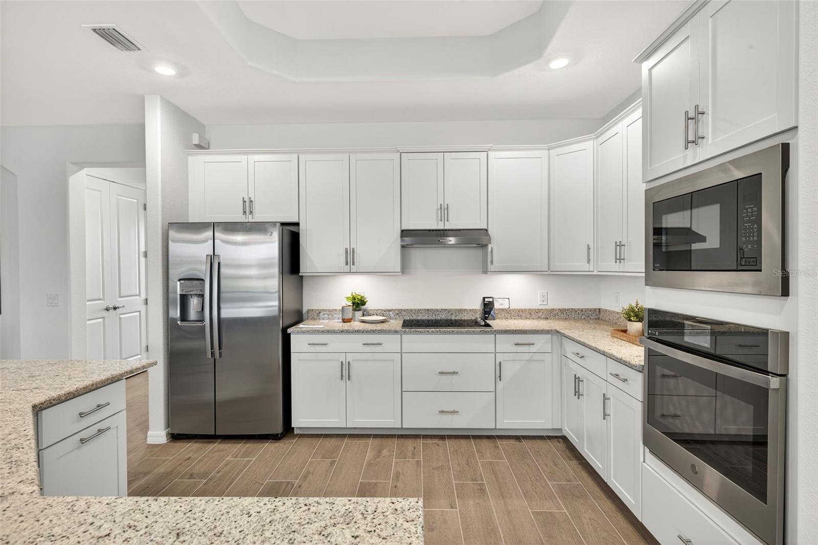 Image 10 of 33 For 15300 River Birch Court