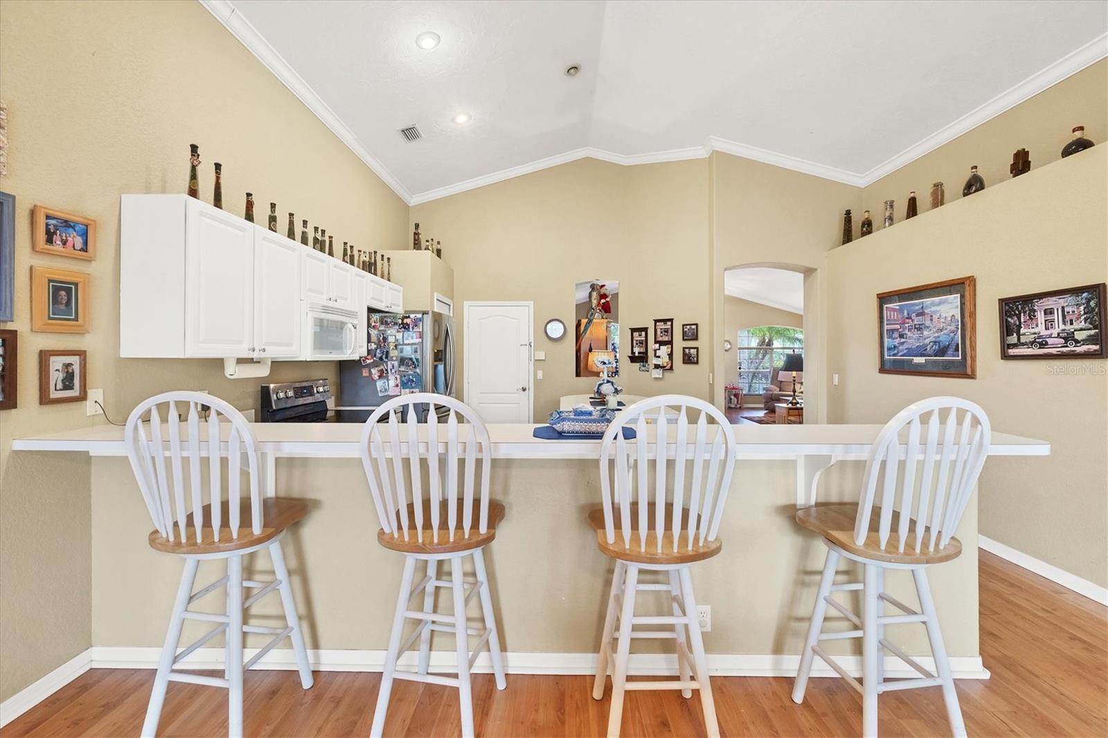 Image 10 of 39 For 3350 Yonge Avenue 31