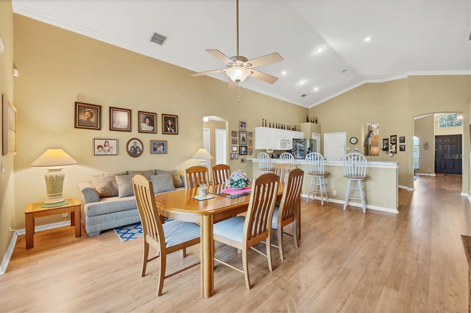 Image 11 of 39 For 3350 Yonge Avenue 31